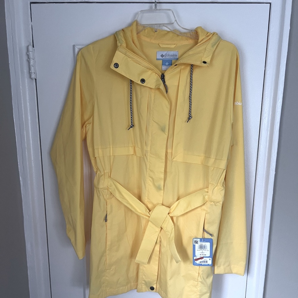 Columbia Yellow Trench Coat with Hood and Belt